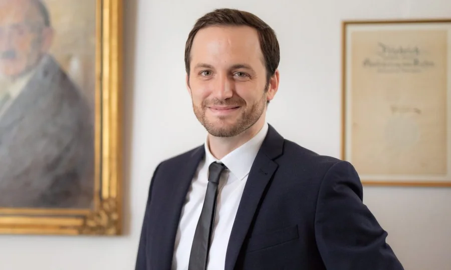 Tim Hendrik Walter, Fachanwalt Familienrecht · Notar